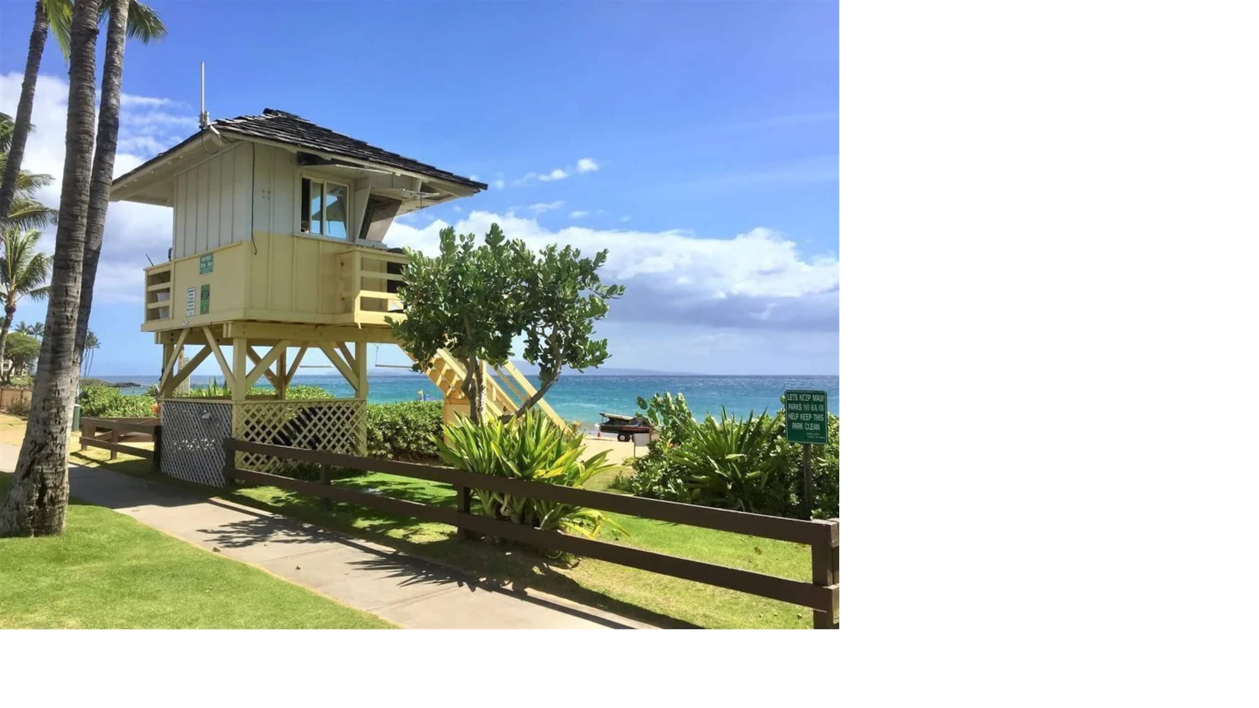 Condo in Kihei · ★4.95 · 2 bedrooms · 3 beds · 2 baths - Image 35