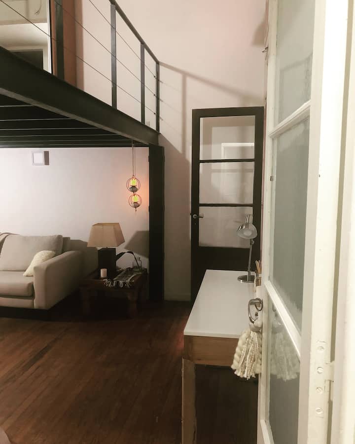 Remodelled loft with 2 bedrooms in Palermo