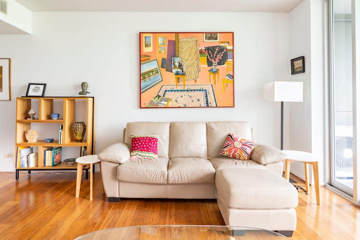 Two Month Minimum Rent Modern Apartment With Views - Adelaide