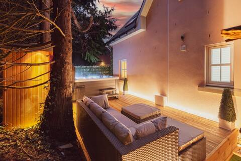 The Pink|Spa|Nest