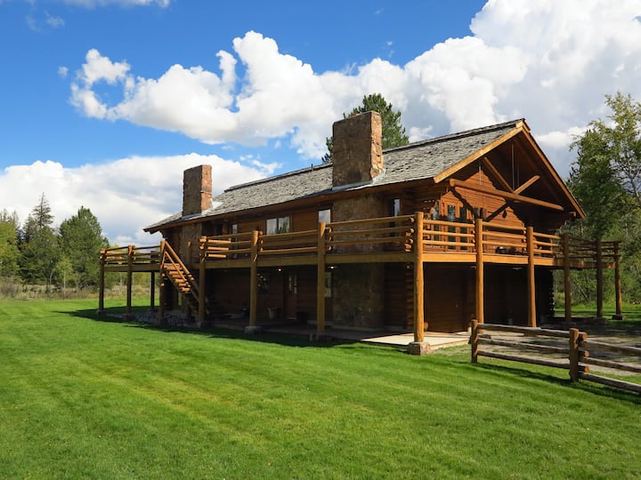Custom Log Cabin On 4 Acres Of Pristine Wilderness - Jackson Hole, WY