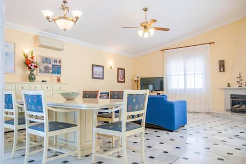 Top performing Airbnb: VILLA MANZANAS (Nerja) in Nerja