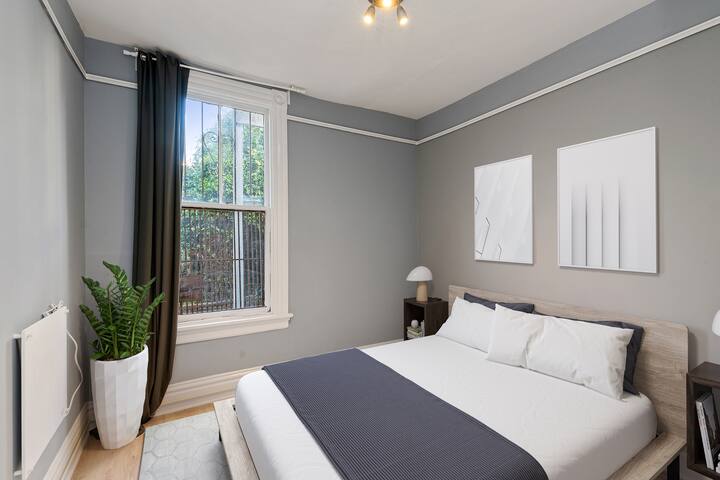 Luxurious, enormous garden flat in NoPa gallery image 5