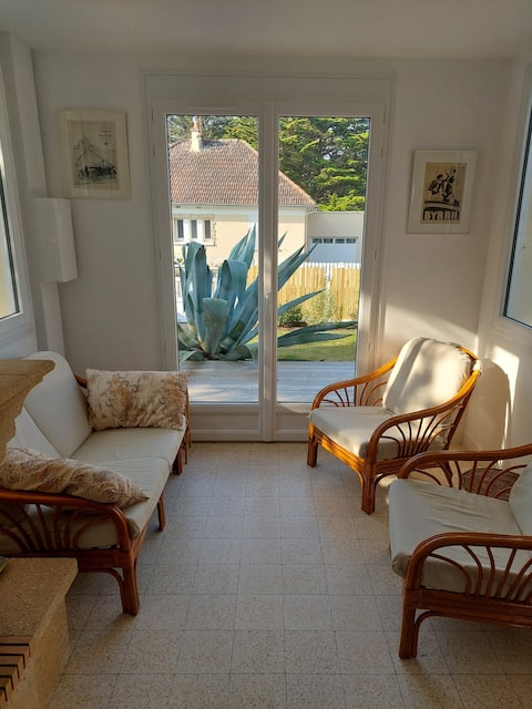 Top performing Airbnb: "La Trinquette" close to the sea in Barneville Carteret