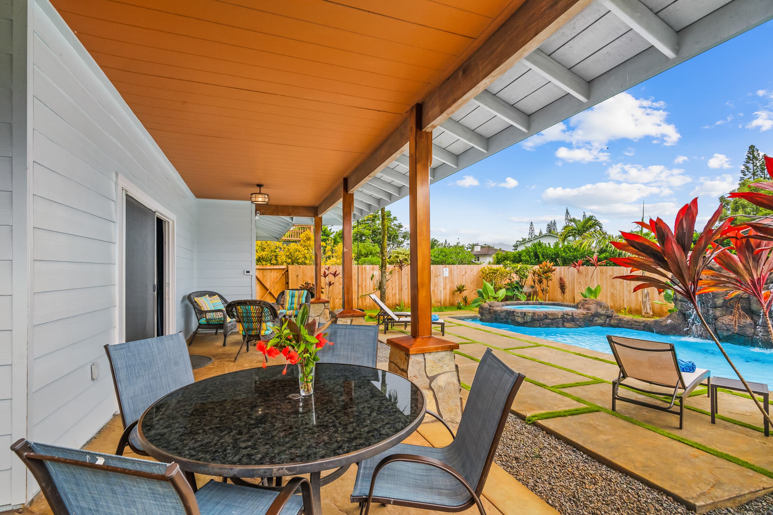 Home in Princeville · ★4.94 · 4 bedrooms · 5 beds · 4 private baths - Image 5