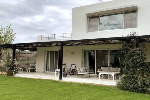 Casa 4 Hab. Stays del Pilar security + pool