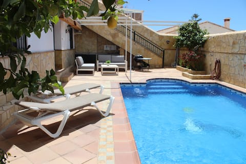 Beautiful villa with private heated pool