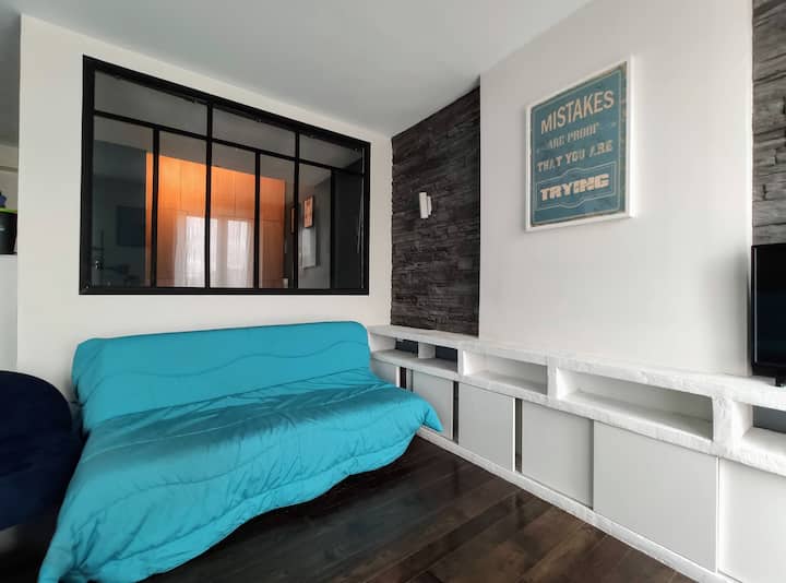 Vieux-port Pharo 
Plage 50m - T2 Balcon
English Ok - Marsella, Francia