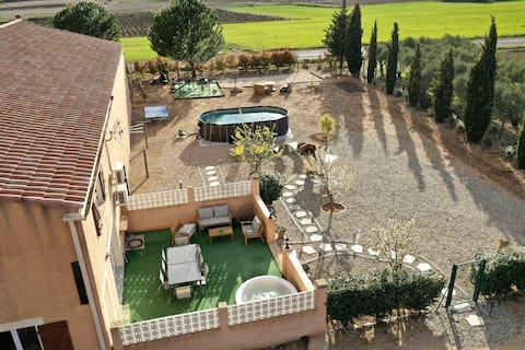 Modern winemaker villa pool and jaccuzi