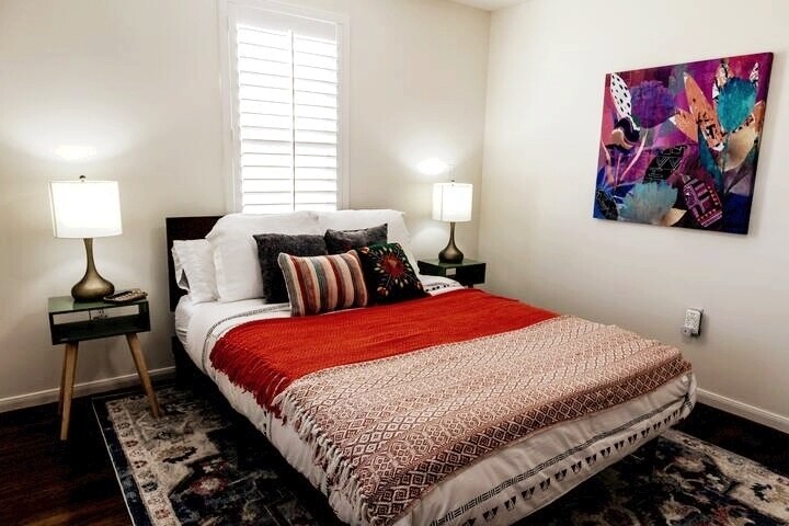 Бохо/Модерна шикозна спалня 1.