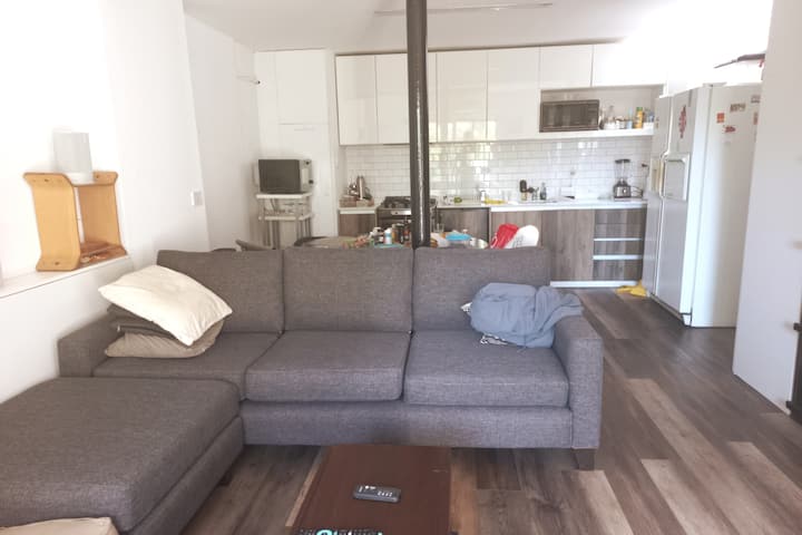 Квартира-студия с балконом, грилем и кондиционером в Florida