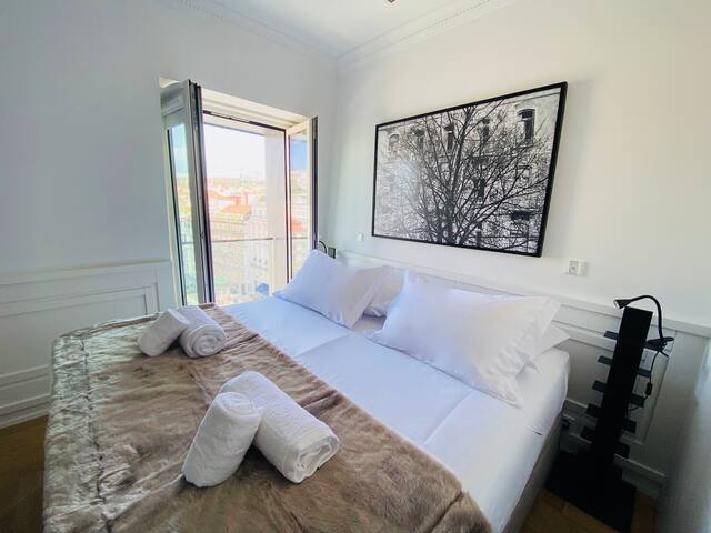 MY LX FLAT Luxury Design Gem in Rossio gallery image 5