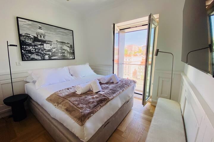 MY LX FLAT Luxury Design Gem in Rossio gallery image 2