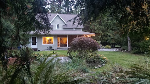 Cozy Classy Country Cottage