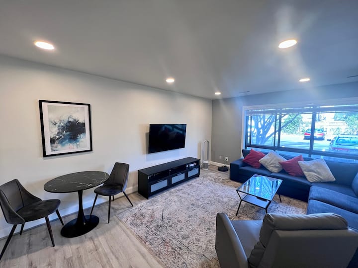 Quiet and Cozy | 2BR in Tysons | Parking + Metro
