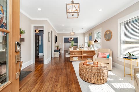 Top Airbnb: New 4 BR Bungalow Close to Everything Atlanta in Grant Park