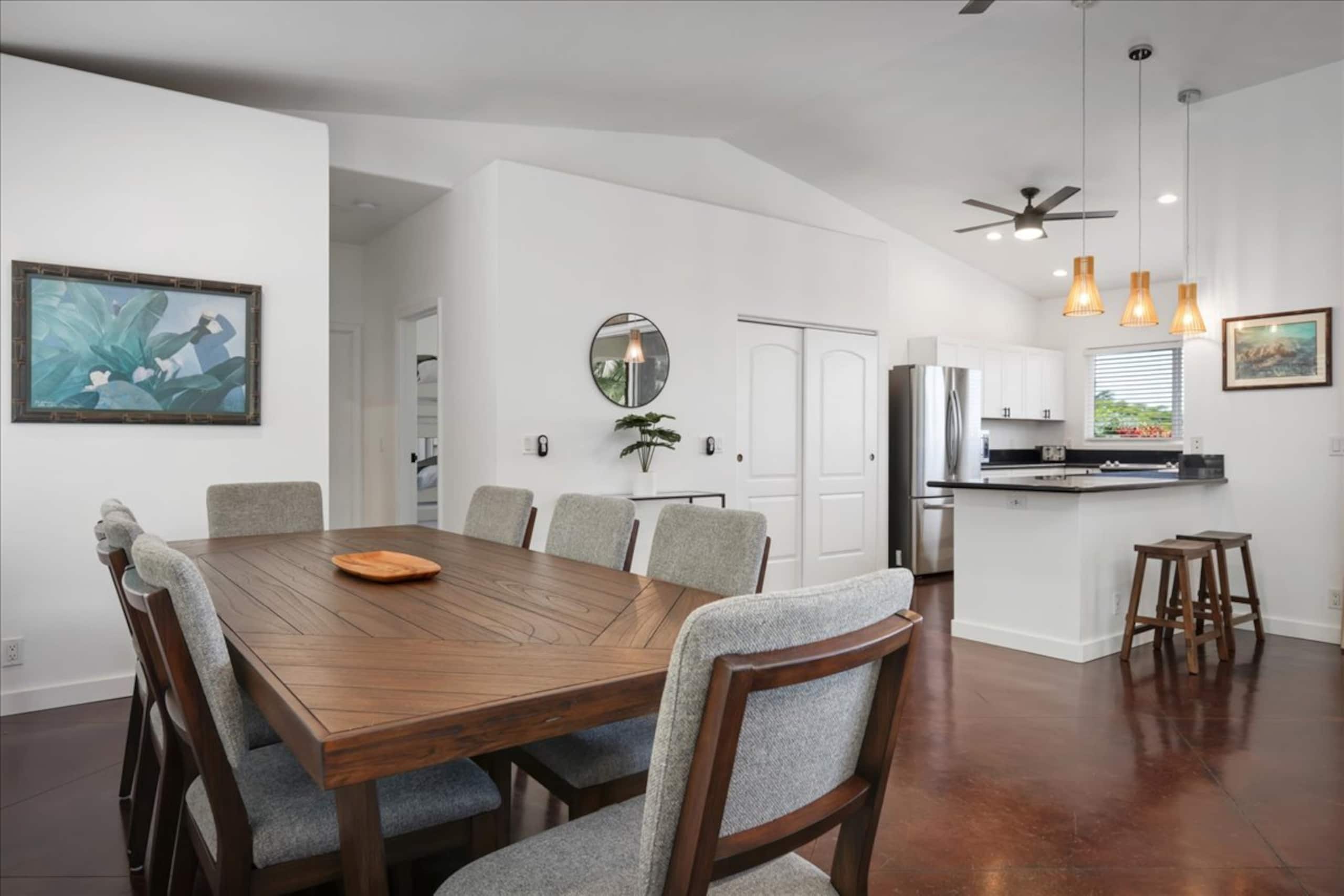 Home in Kailua-Kona · ★4.98 · 3 bedrooms · 5 beds · 2.5 private baths - Image 13