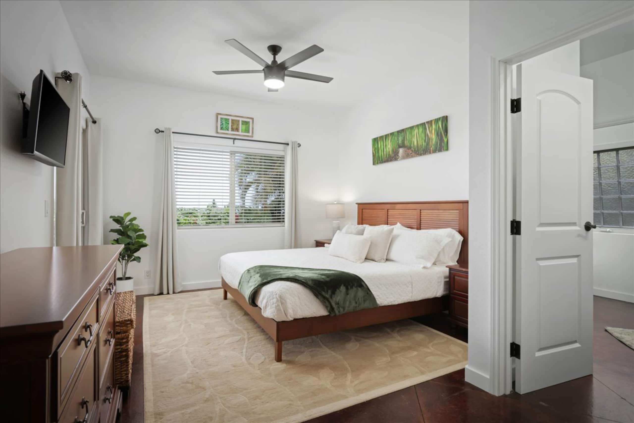 Home in Kailua-Kona · ★4.98 · 3 bedrooms · 5 beds · 2.5 private baths - Image 18