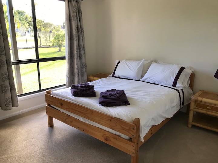 Top 6 Airbnb Vacation Rentals In Cooloola Cove, Australia Updated