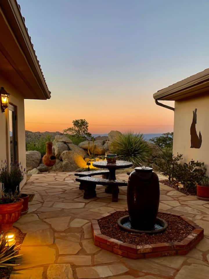 Happy Hikers Mountain Casita above Palm Desert Guest suites for Rent in Mountain Center