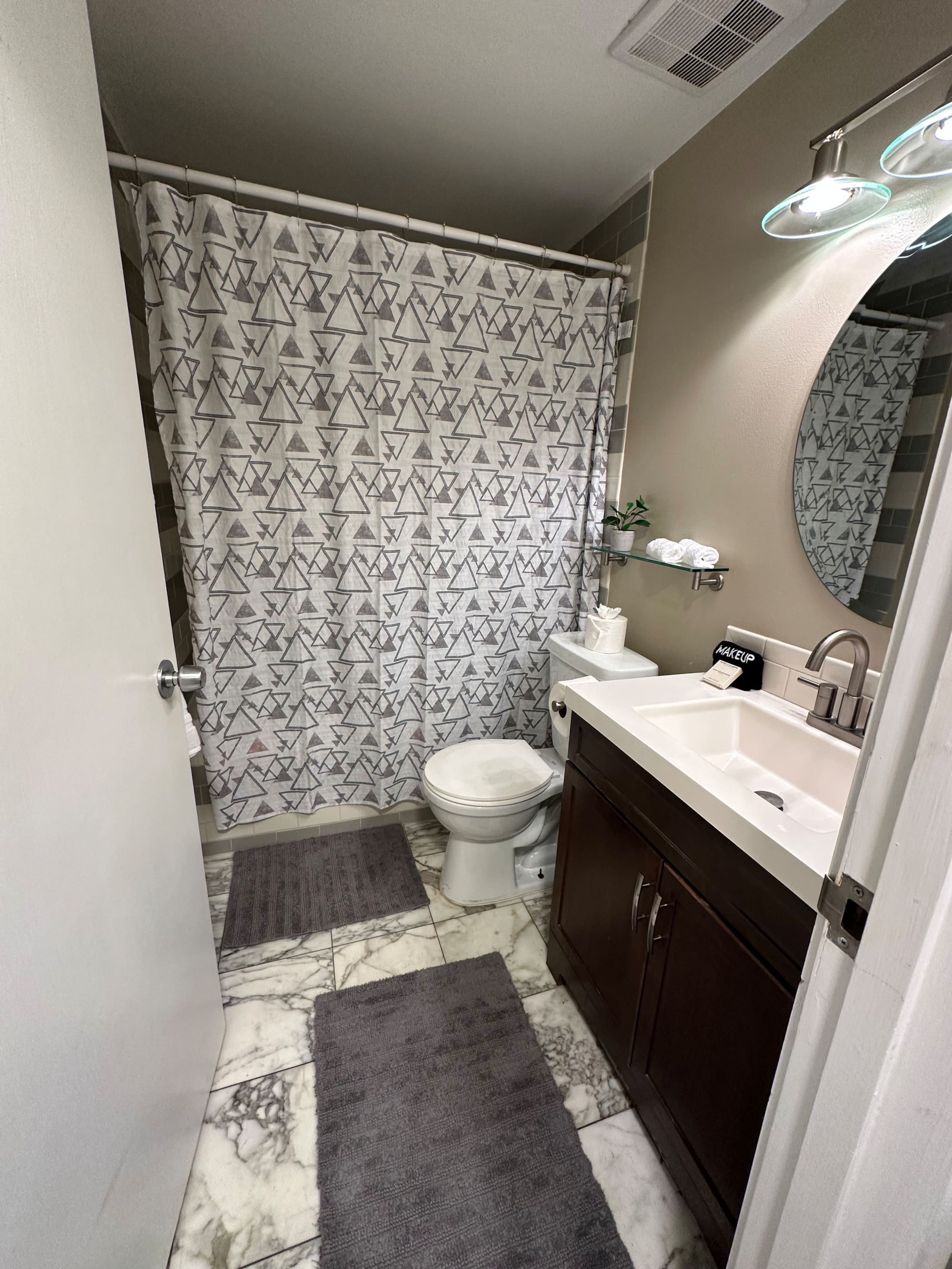 Condo in Kailua-Kona · ★4.92 · 2 bedrooms · 3 beds · 2 baths - Image 17