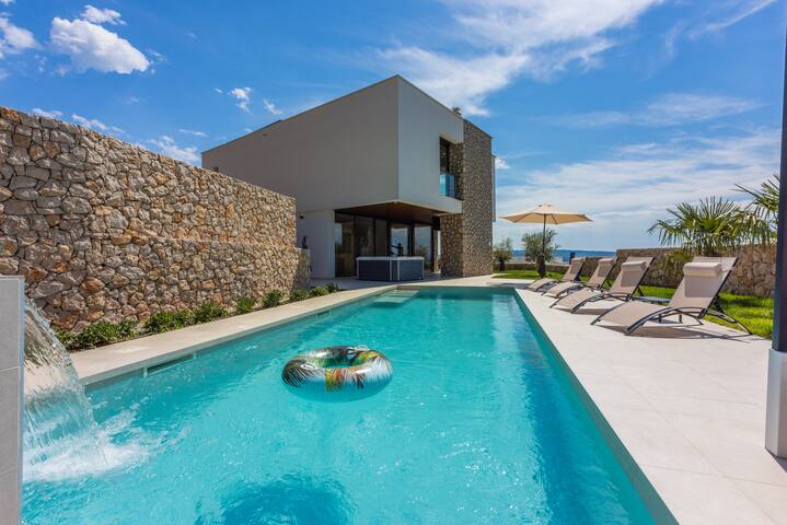 Ulli Travel managed Airbnb listing 1