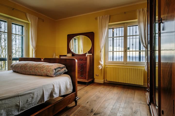 საძინებელი 1