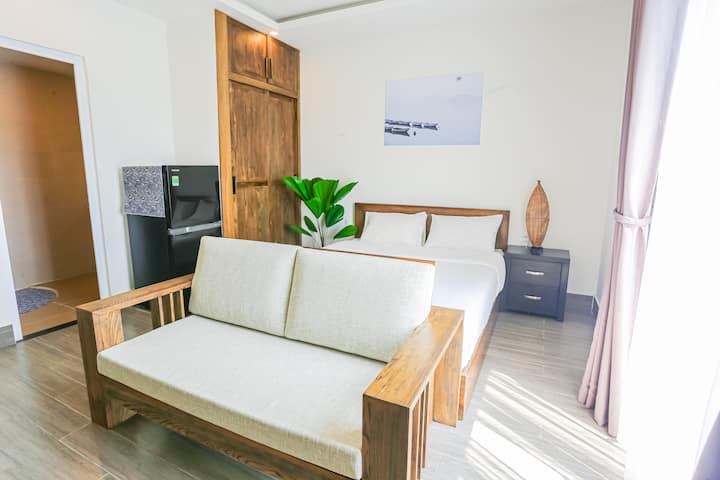 Stylish & spacious studio in heart of Da Nang.