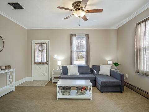 Beautiful and spacious 3 bedroom with a huge yard