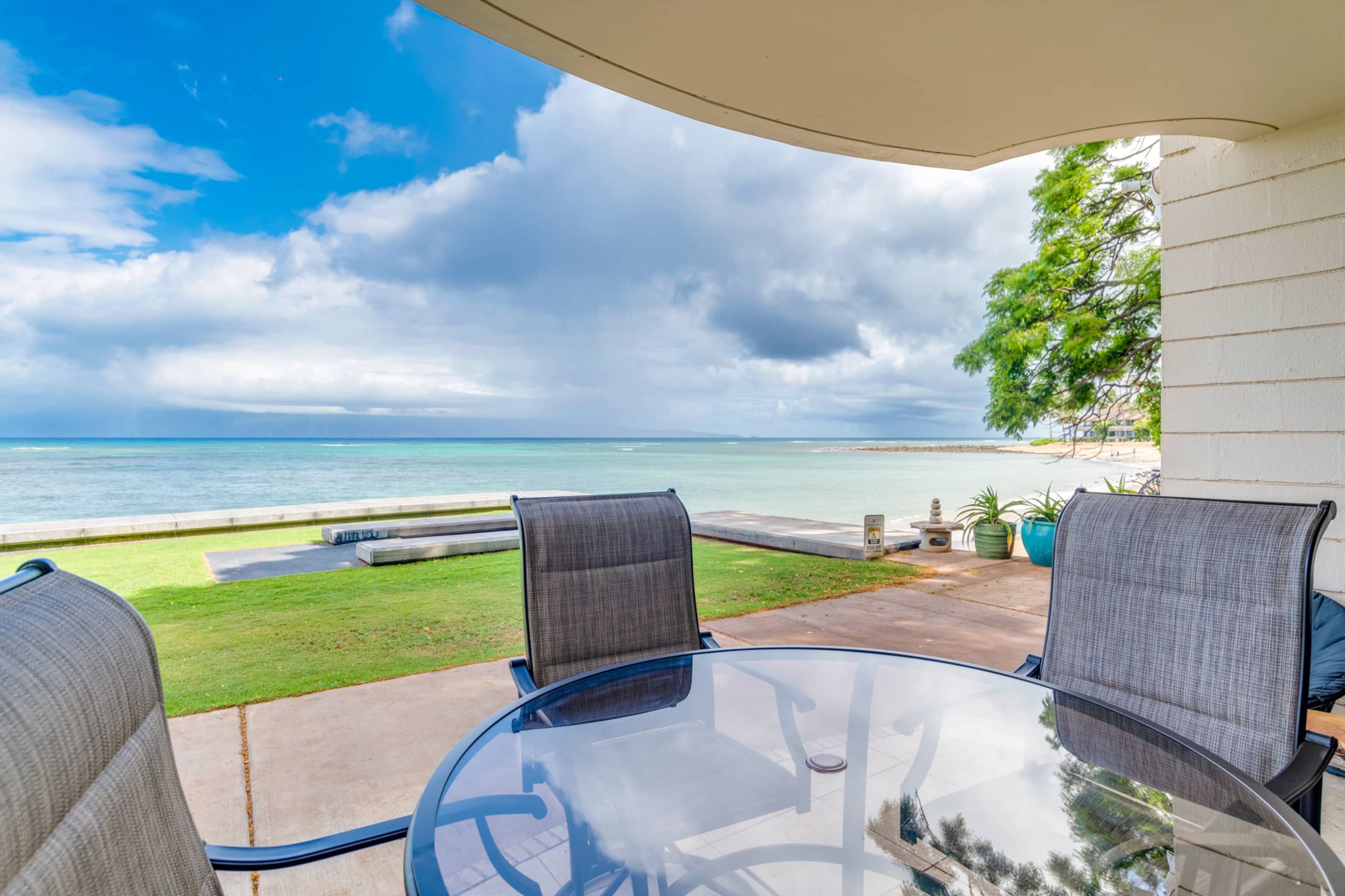 Condo in Lahaina · ★4.84 · 1 bedroom · 1 bed · 1 bath - Image 25