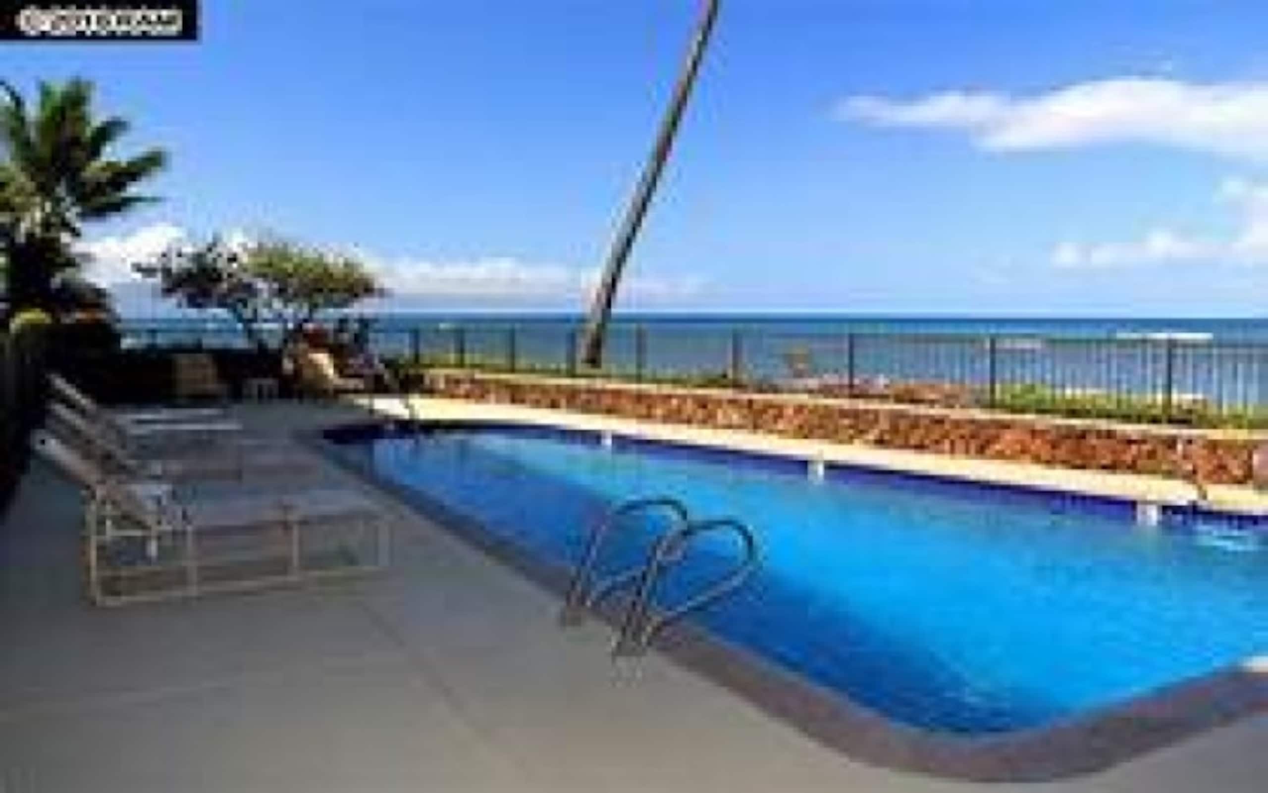 Condo in Lahaina · ★4.84 · 1 bedroom · 1 bed · 1 bath - Image 27