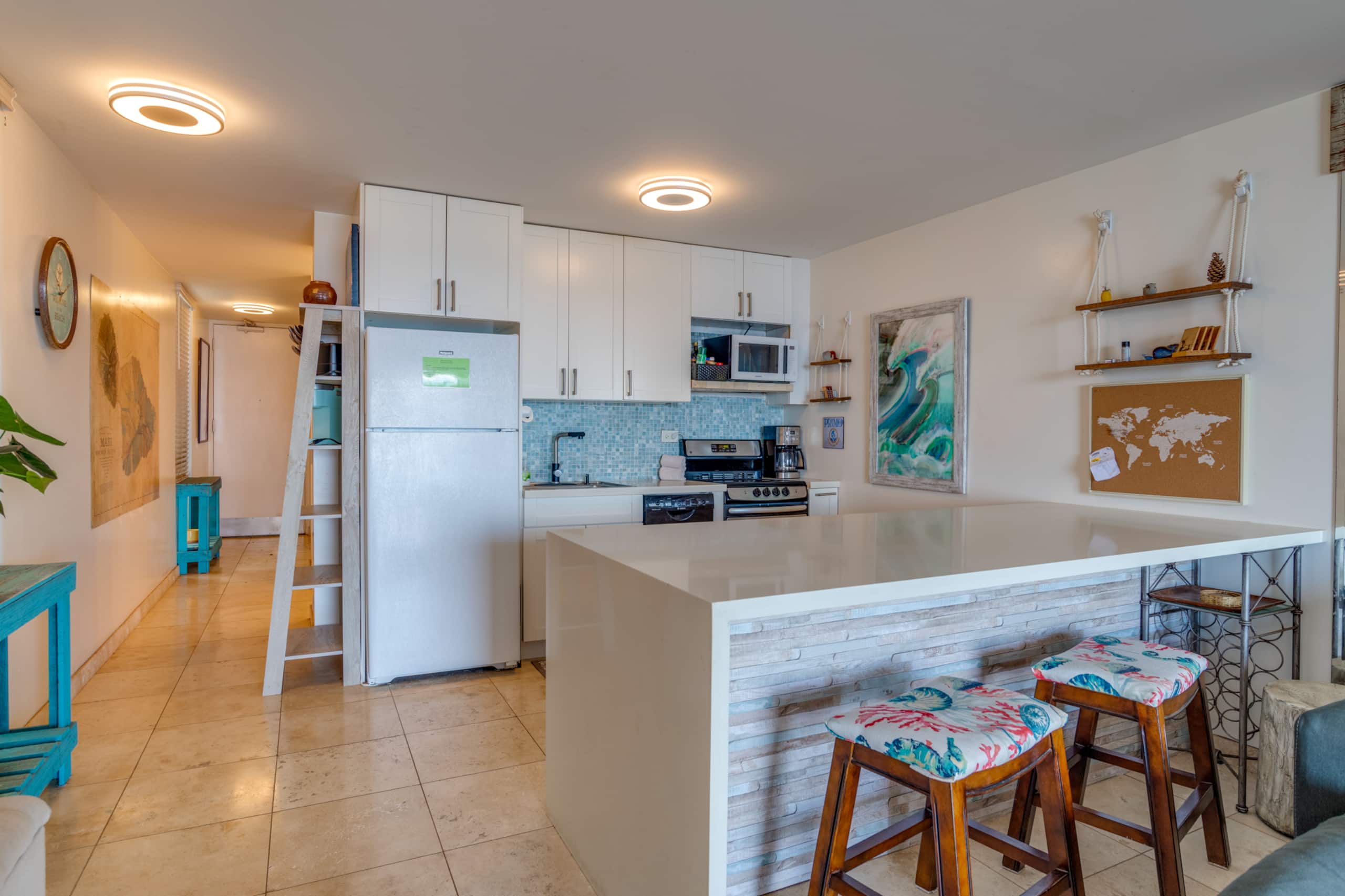 Condo in Lahaina · ★4.84 · 1 bedroom · 1 bed · 1 bath - Image 10