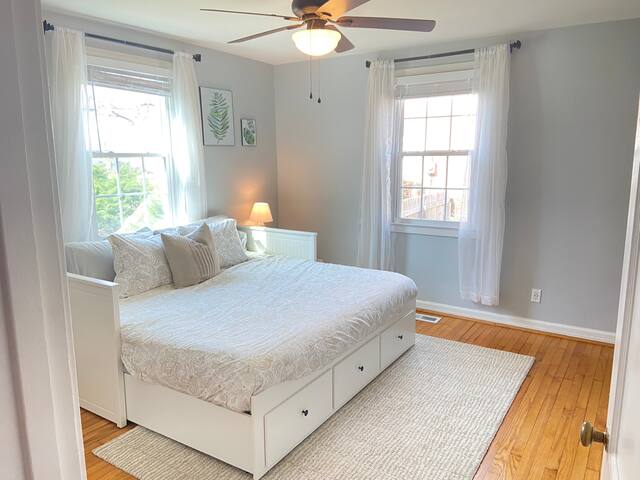 Jo-Leigh Hospitality LLC managed Airbnb listing 3