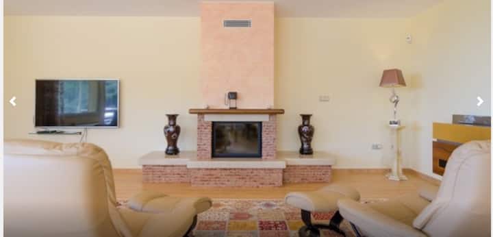 Вилла Lazirinamar - Tossa de Mar