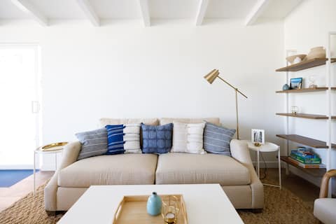 Top Airbnb: Mesa Breeze, our brand-new home near the beach! in Santa Barbara