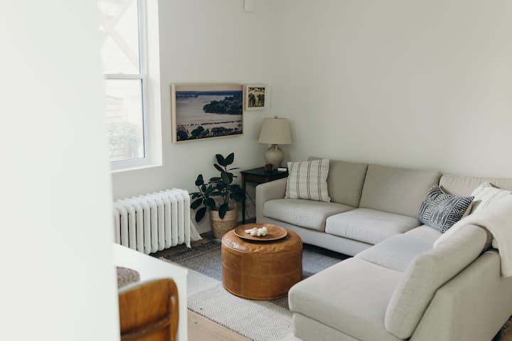 The Landsdale Cottage —Beautiful Downtown Retreat - Hamilton