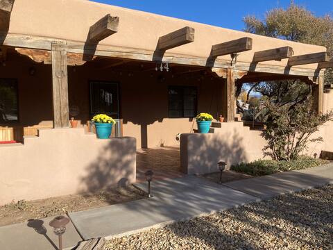 Charming 2 bedroom 1 bath home