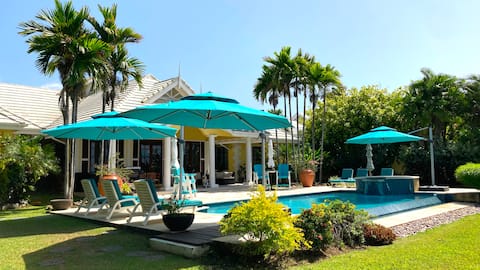 "Shandison" - Hi Lux 6-brm Villa with Sea Pool