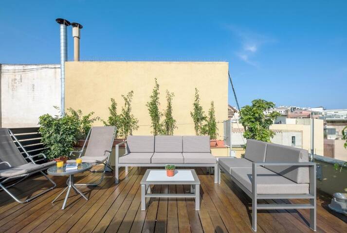 Apartamento amplio y moderno en el corazón de Bcn gallery image 3