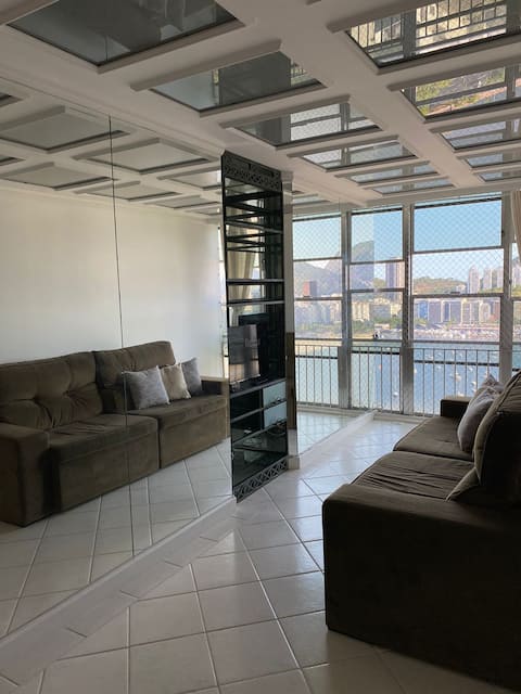 Spacious 2-Bedroom with the best view of Rio!