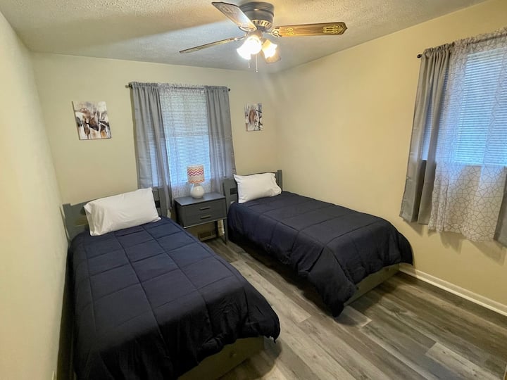 Twin Bedroom