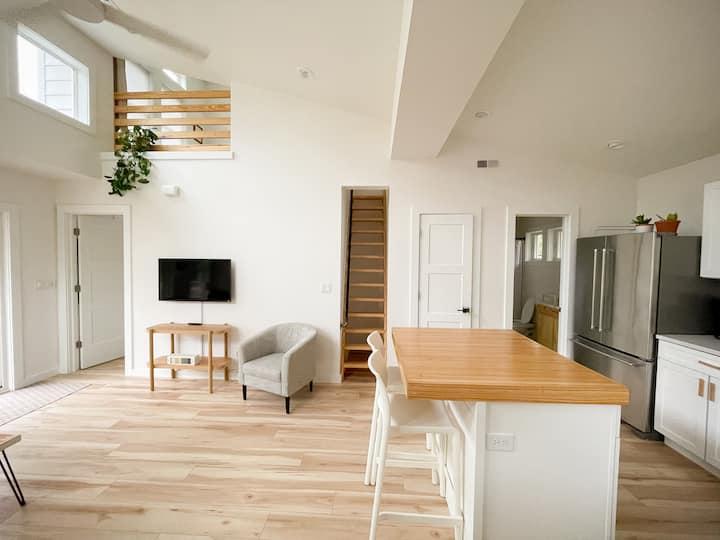 Kitty Hawk Zen Modern Guesthouse-4min To Beach - Southern Shores, NC