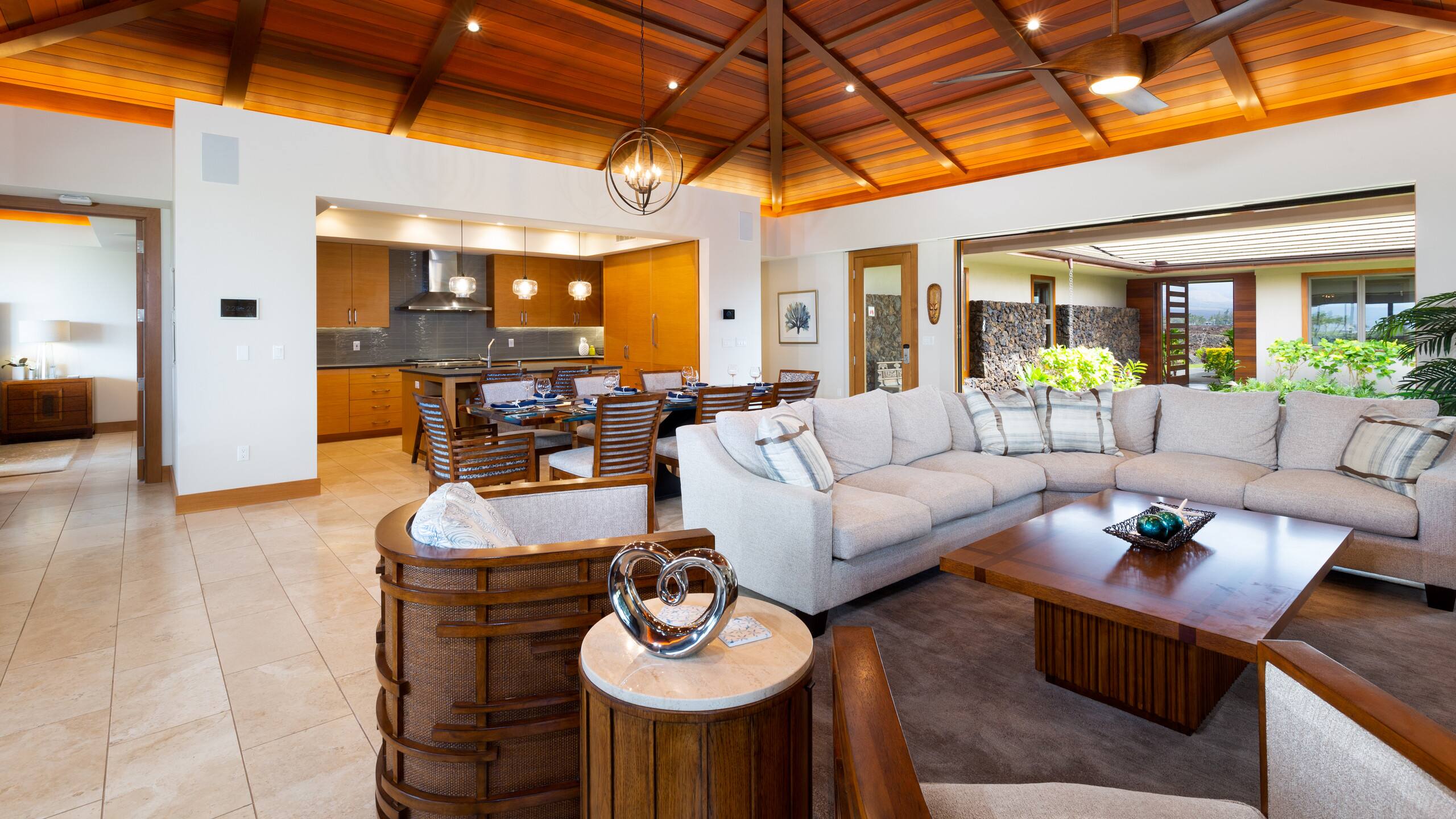 Home in Waimea · ★5.0 · 4 bedrooms · 5 beds · 4.5 baths - Image 3