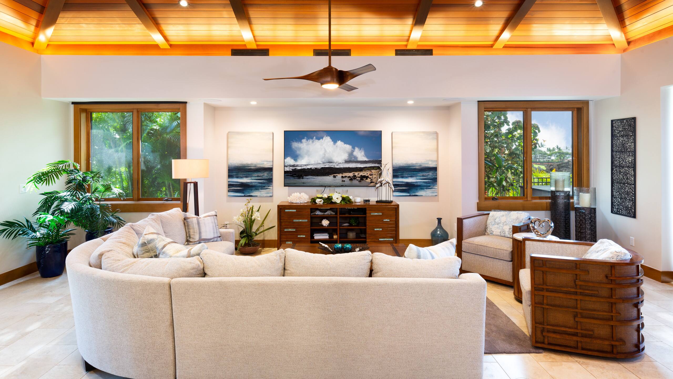 Home in Waimea · ★5.0 · 4 bedrooms · 5 beds · 4.5 baths - Image 4
