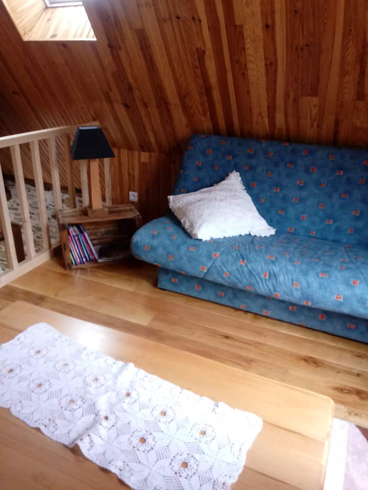 Chalet. Vue Panoramique Sur La Chaine Des Pyrénées - Saint-Girons