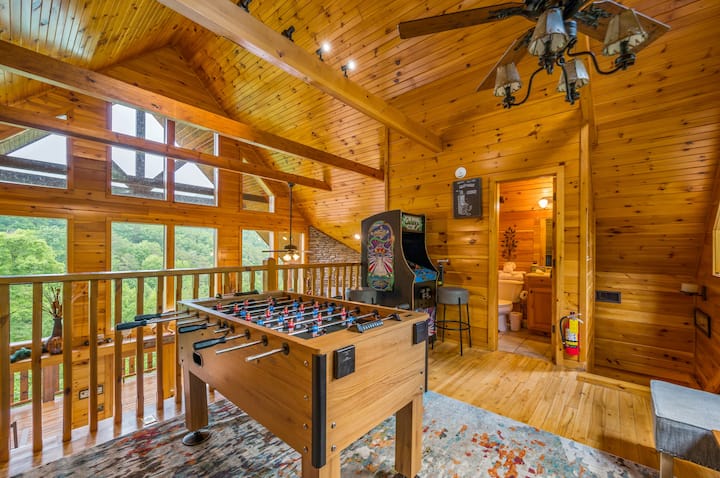 Chumba cha Mchezo wa Juu