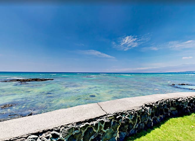 The Reef House – Oceanfront Puako Cottage gallery image 4