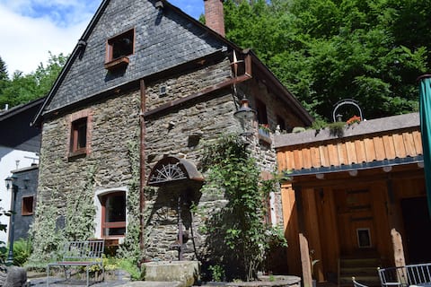 Unique mill apartment

Merscheider Mühle