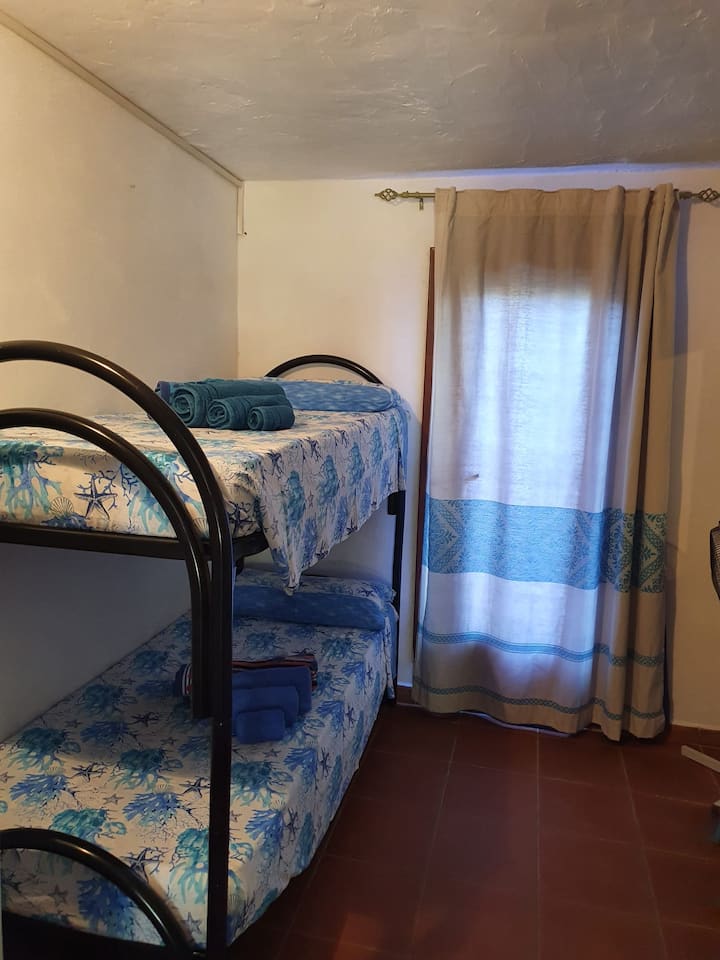 غرفة النوم 2