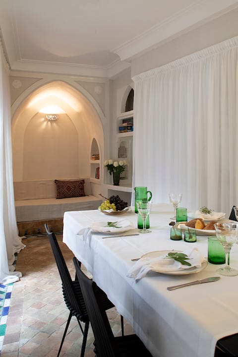 Top performing Airbnb: Riad Feinek. Renovated with character and soul. in Marrakech Médina